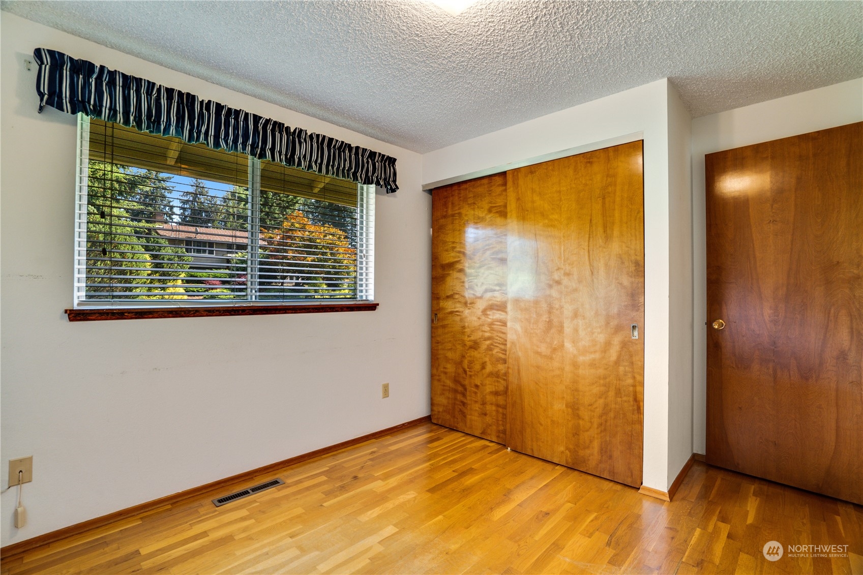 10816 114th Avenue SW