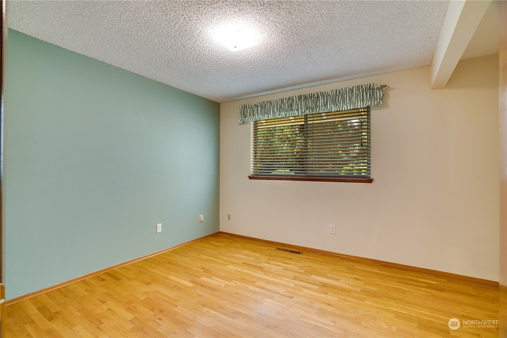 10816 114th Avenue SW