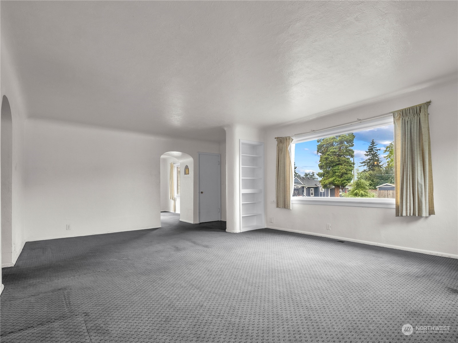 3563 S Monroe Street , -2252