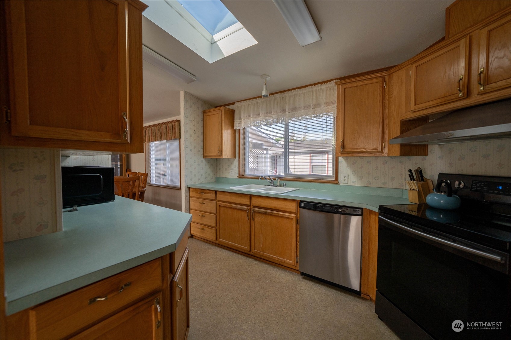 500 Parkwood Boulevard