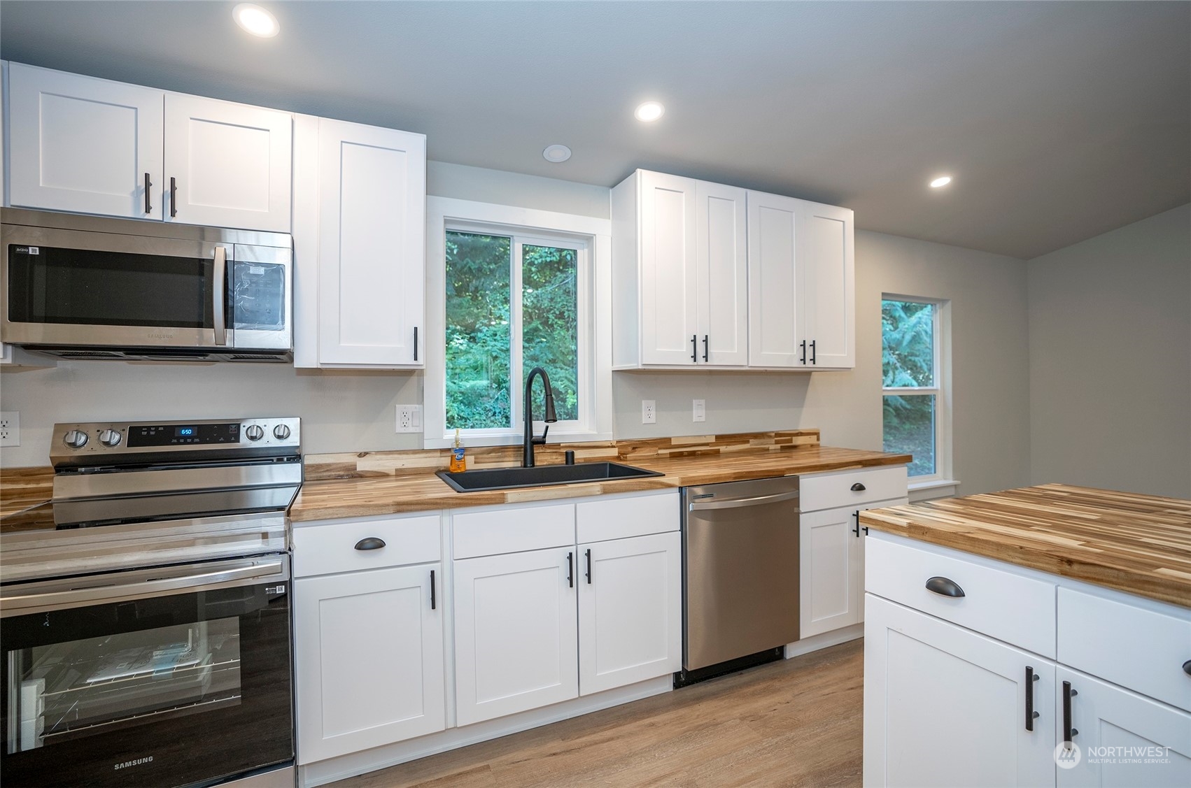 243 E Union Loop Ridge Road