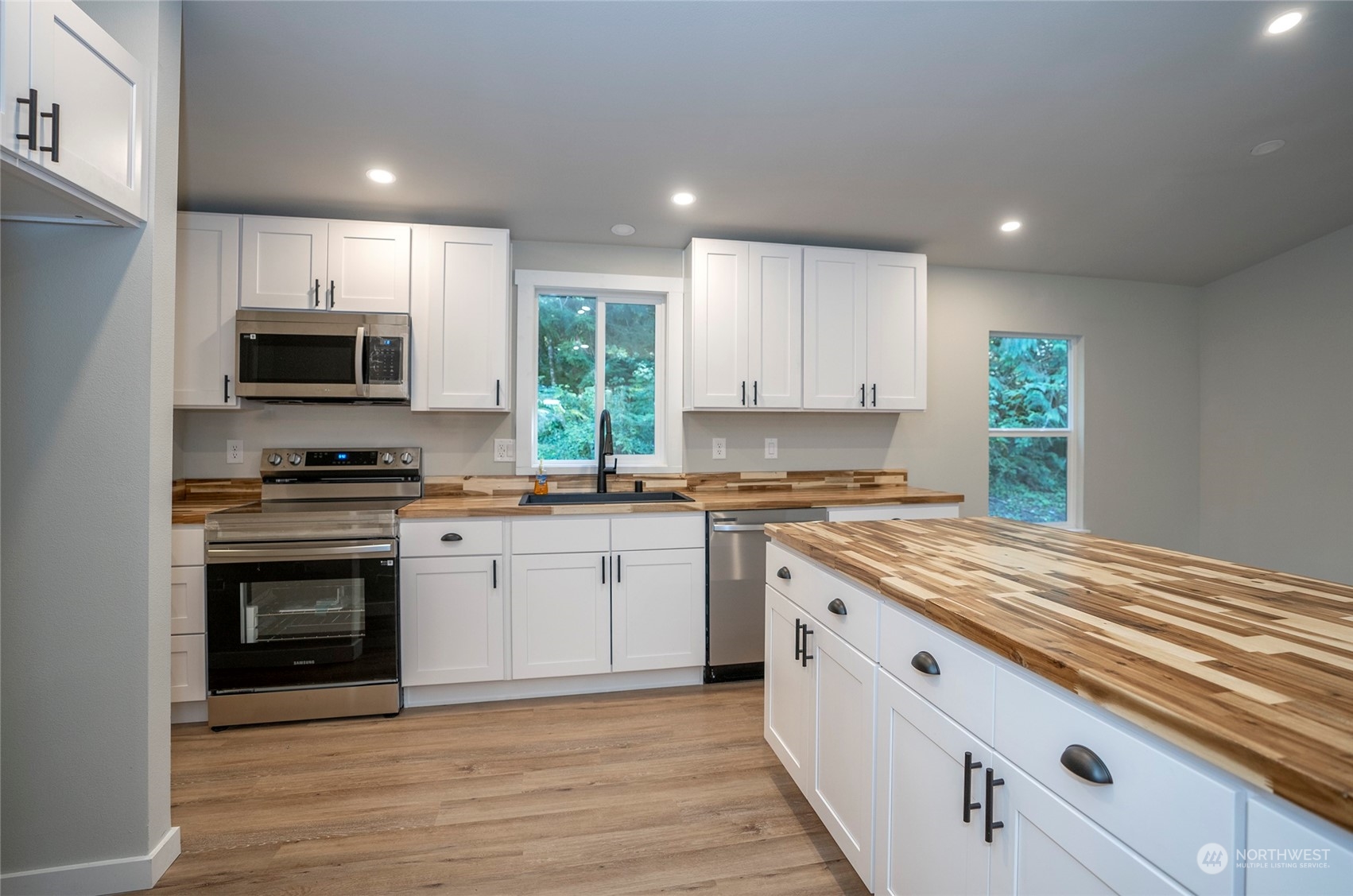 243 E Union Loop Ridge Road