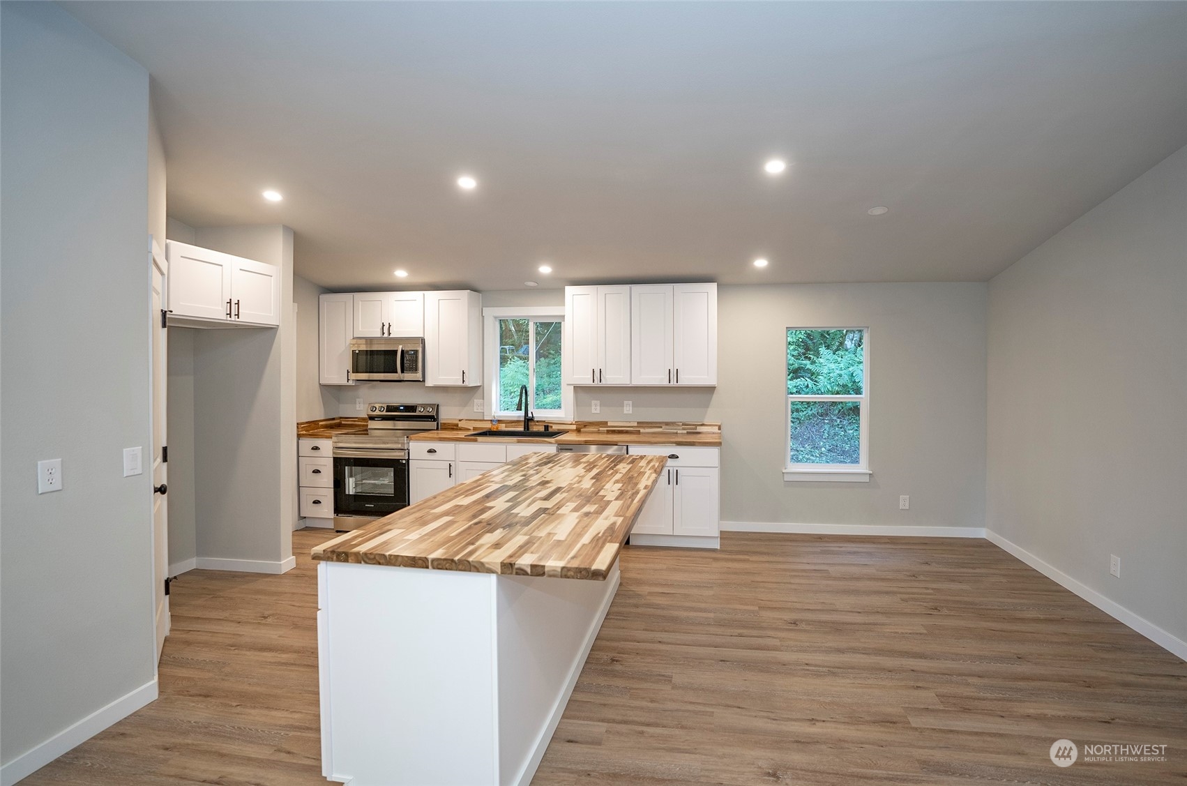 243 E Union Loop Ridge Road