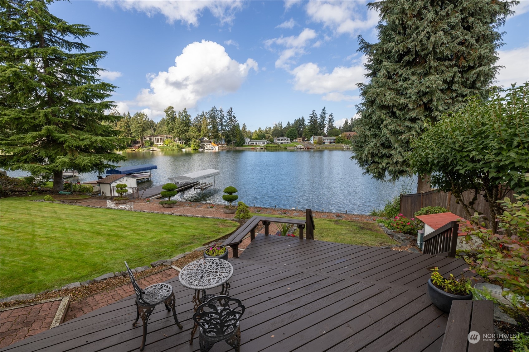 1119 Lake Vista Boulevard S