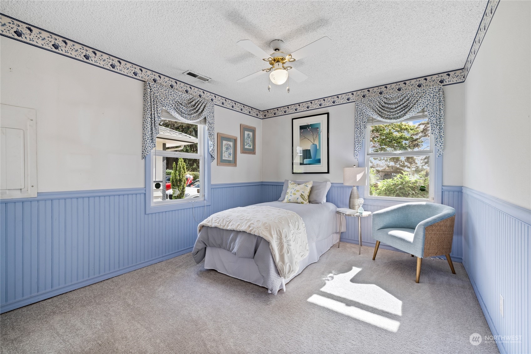 1119 Lake Vista Boulevard S