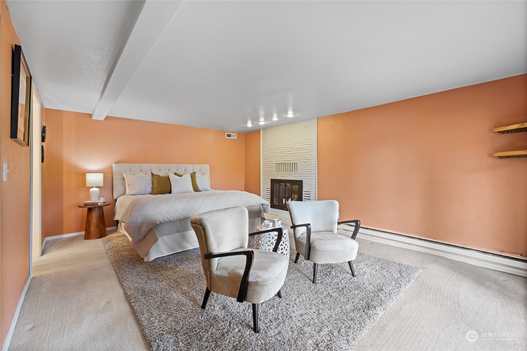 1119 Lake Vista Boulevard S