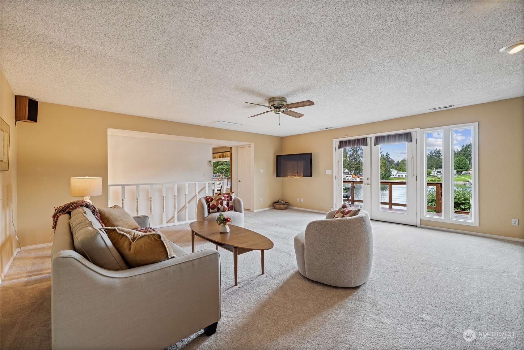 1119 Lake Vista Boulevard S