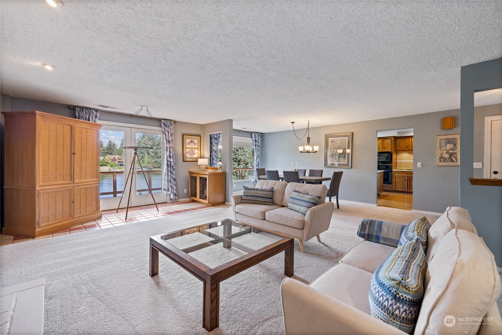 1119 Lake Vista Boulevard S