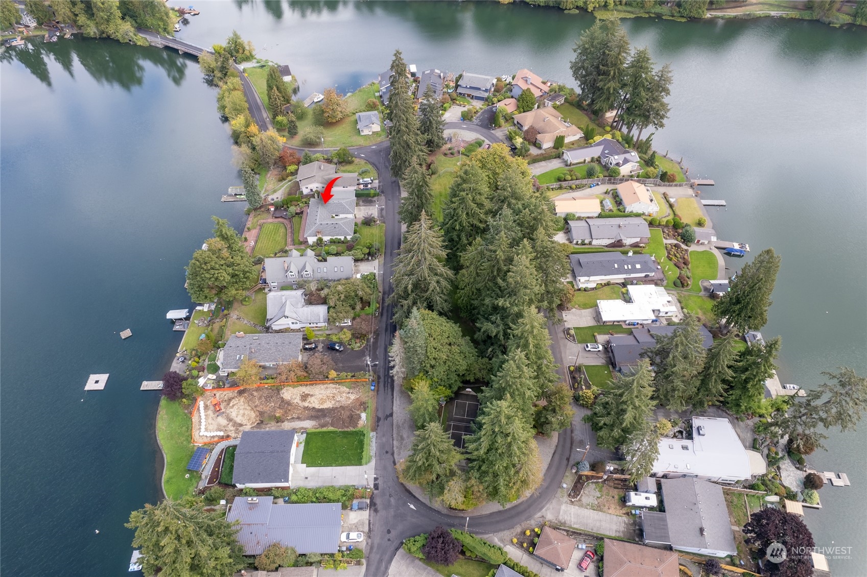 1119 Lake Vista Boulevard S