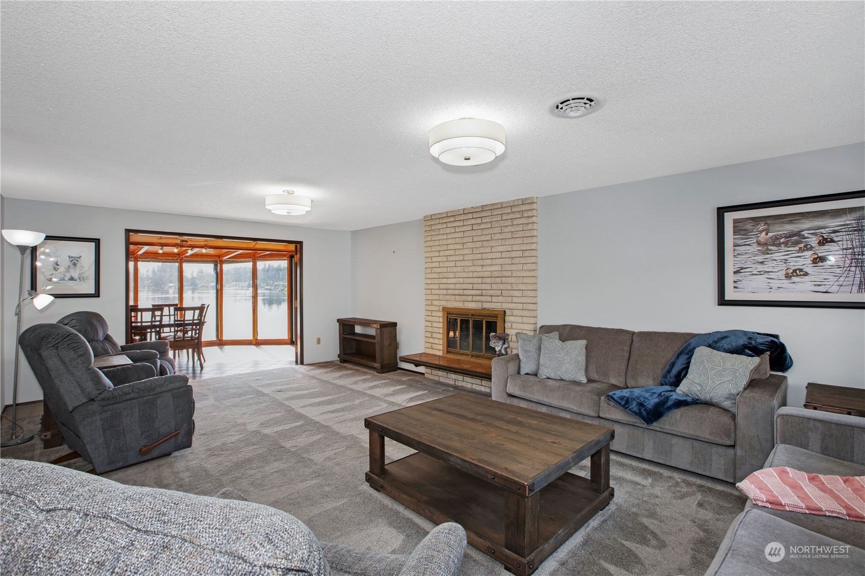 7335 Holmes Island Road SE