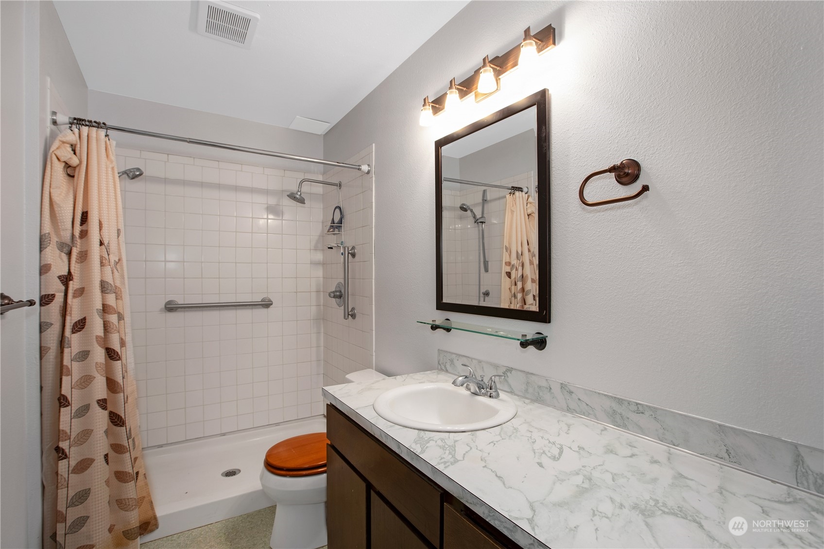 7335 Holmes Island Road SE