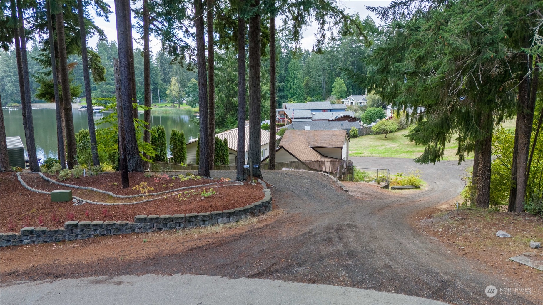 7335 Holmes Island Road SE