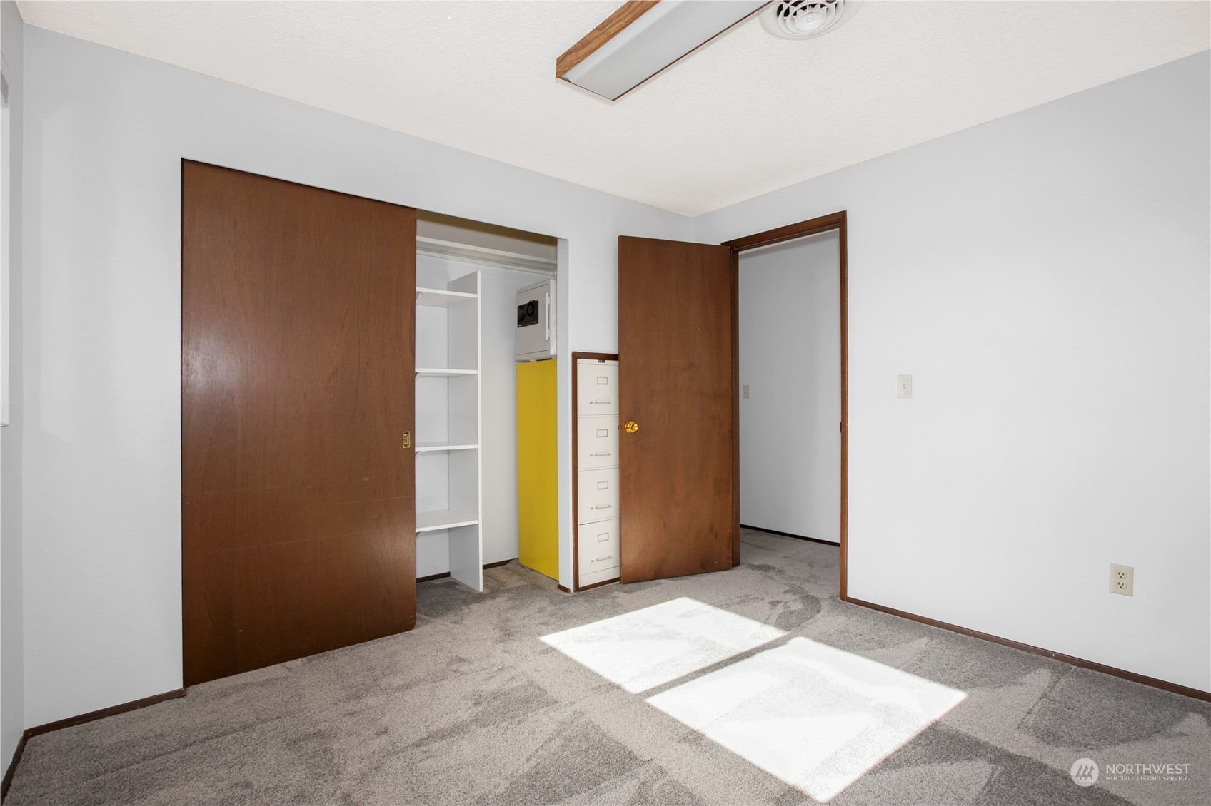 7335 Holmes Island Road SE