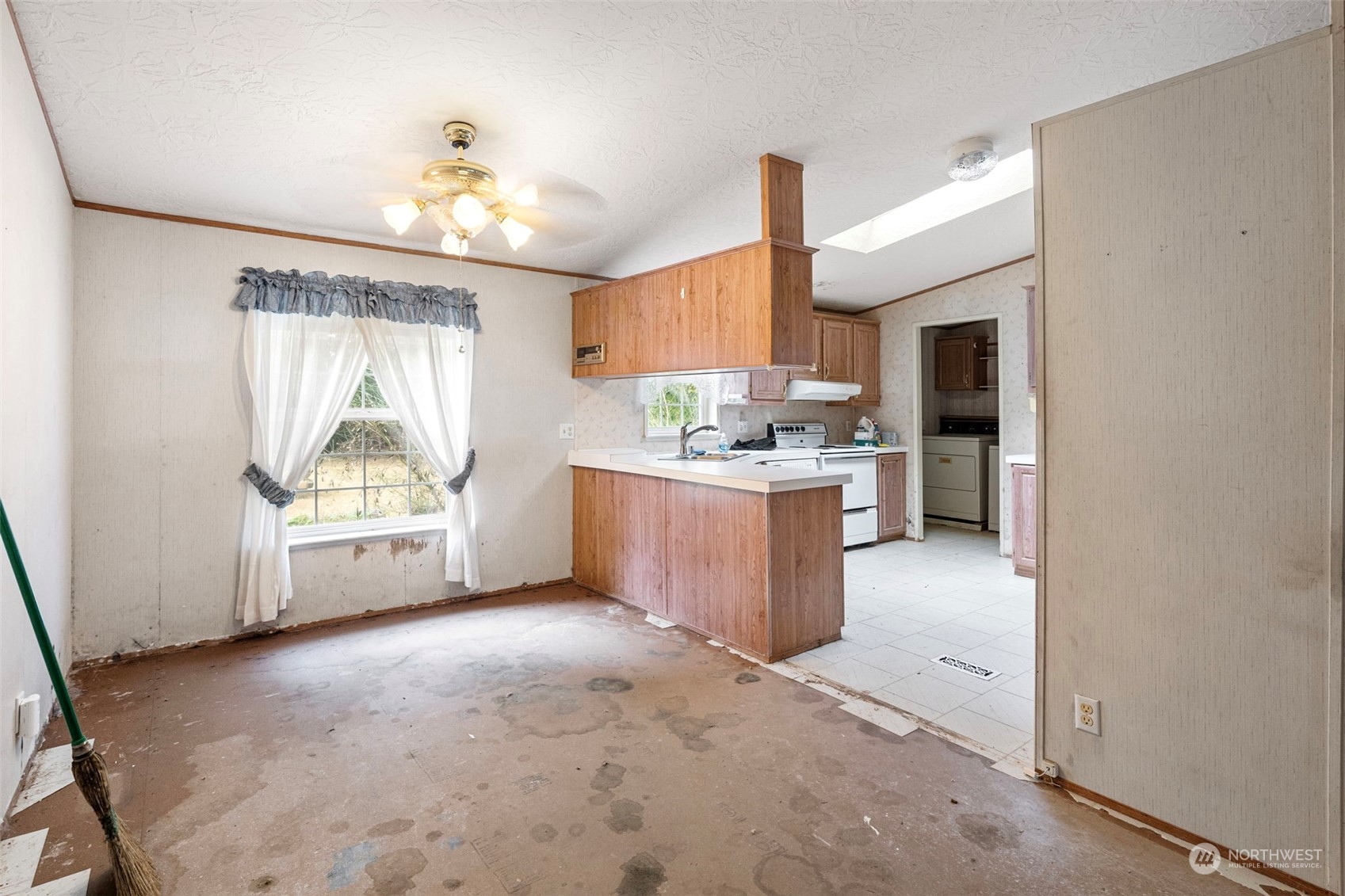 7220 179th Street NW