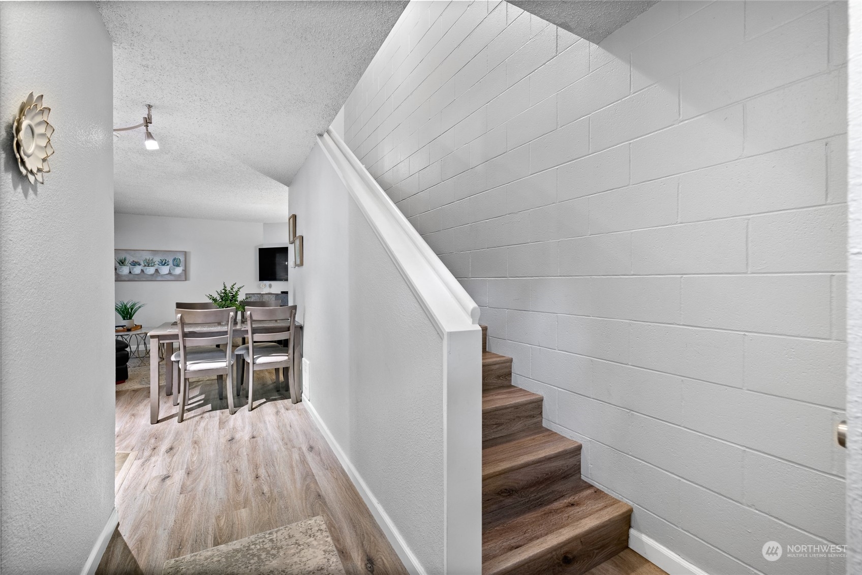 13051 Pacific Hwy SW #B