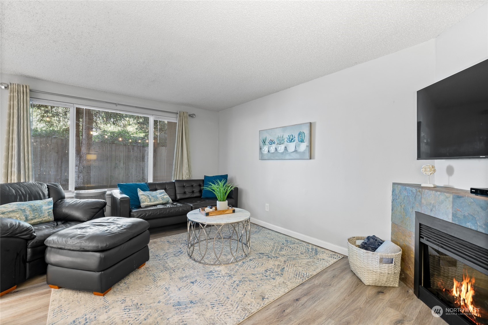 13051 Pacific Hwy SW #B