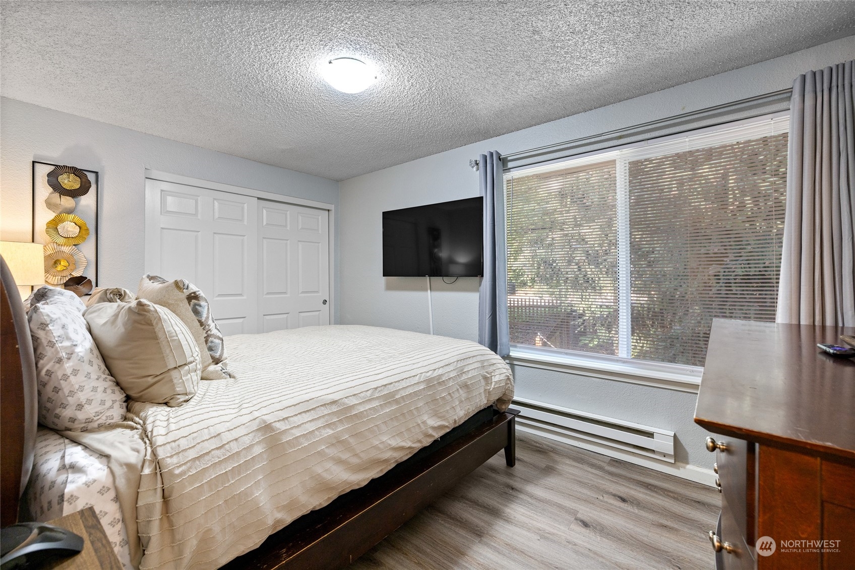 13051 Pacific Hwy SW #B