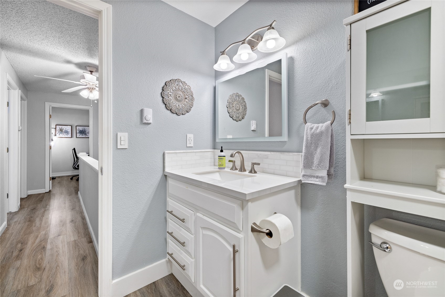 13051 Pacific Hwy SW #B