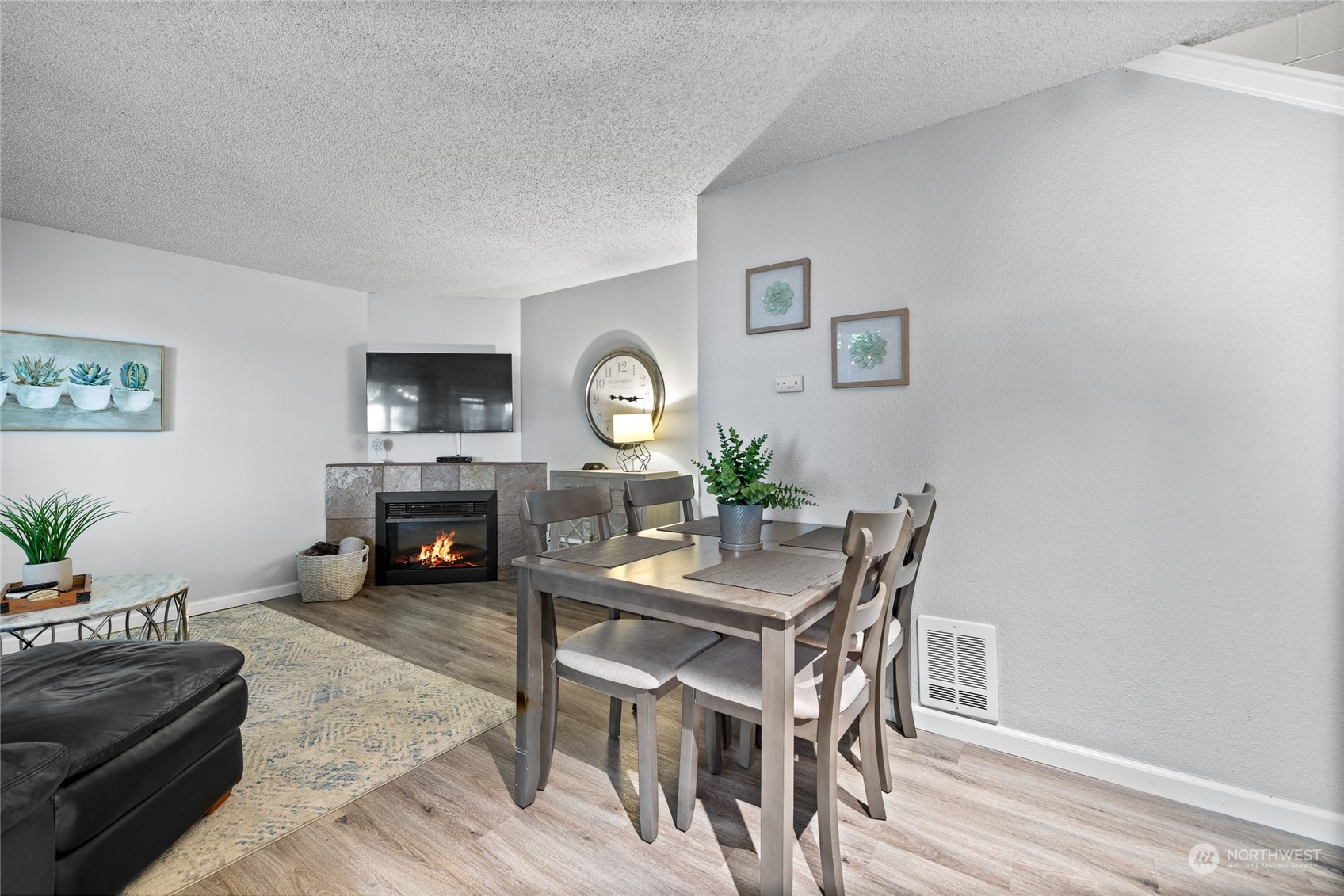 13051 Pacific Hwy SW #B