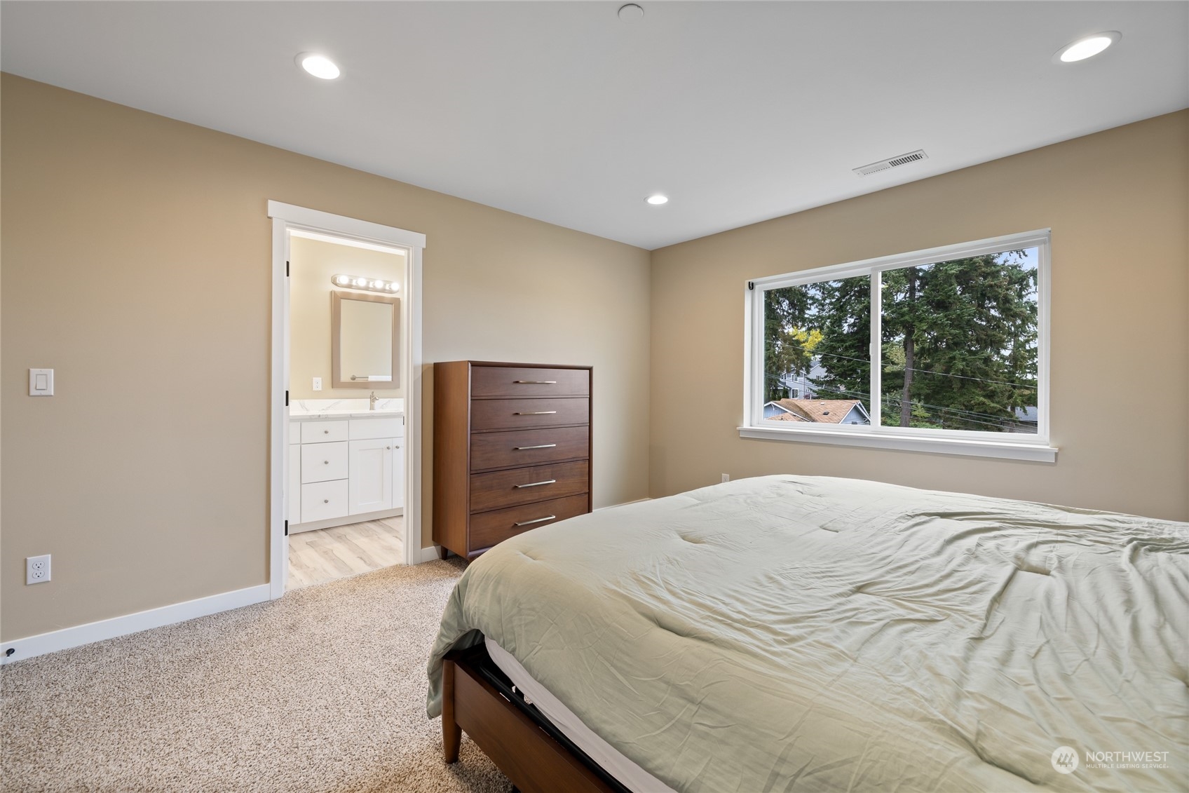 1131 E 58th Street