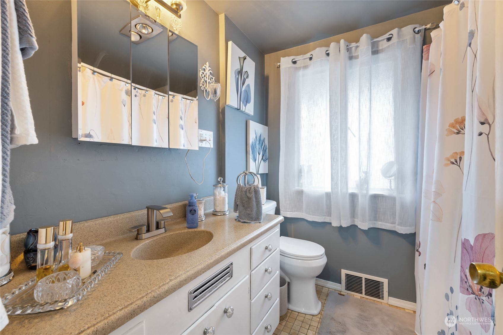 1830 N Shirley Street