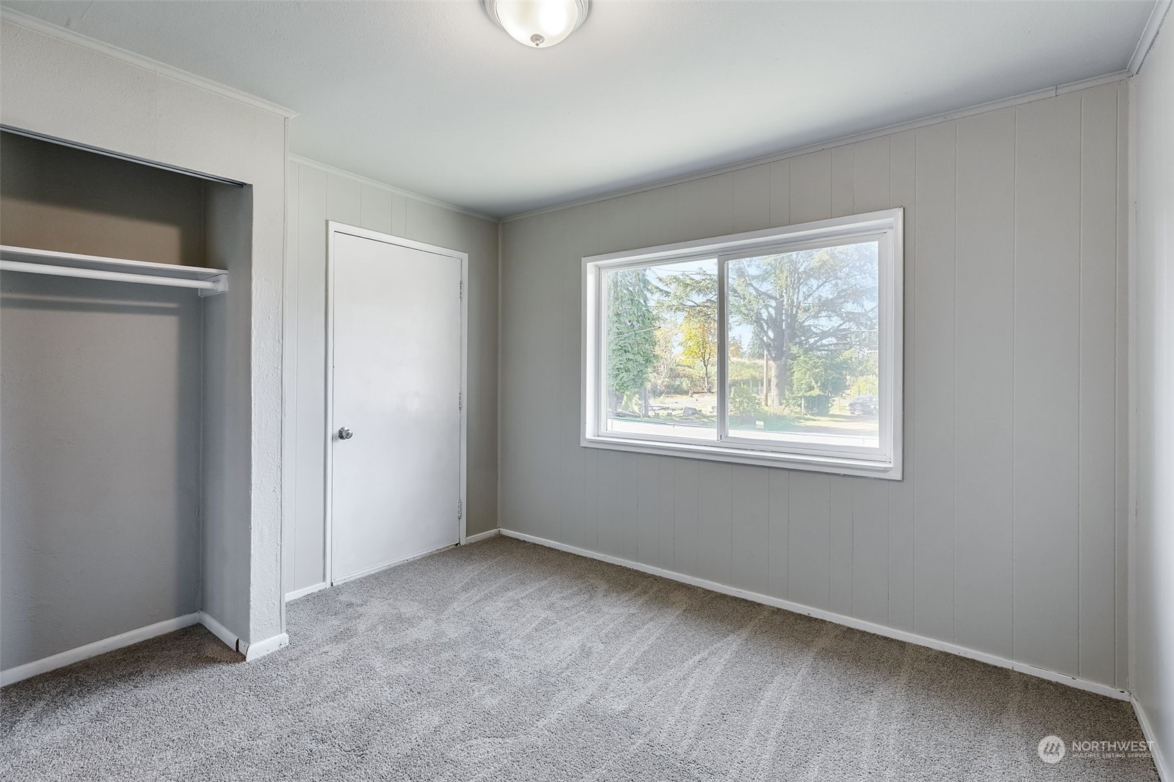 10807 Broadway Avenue S