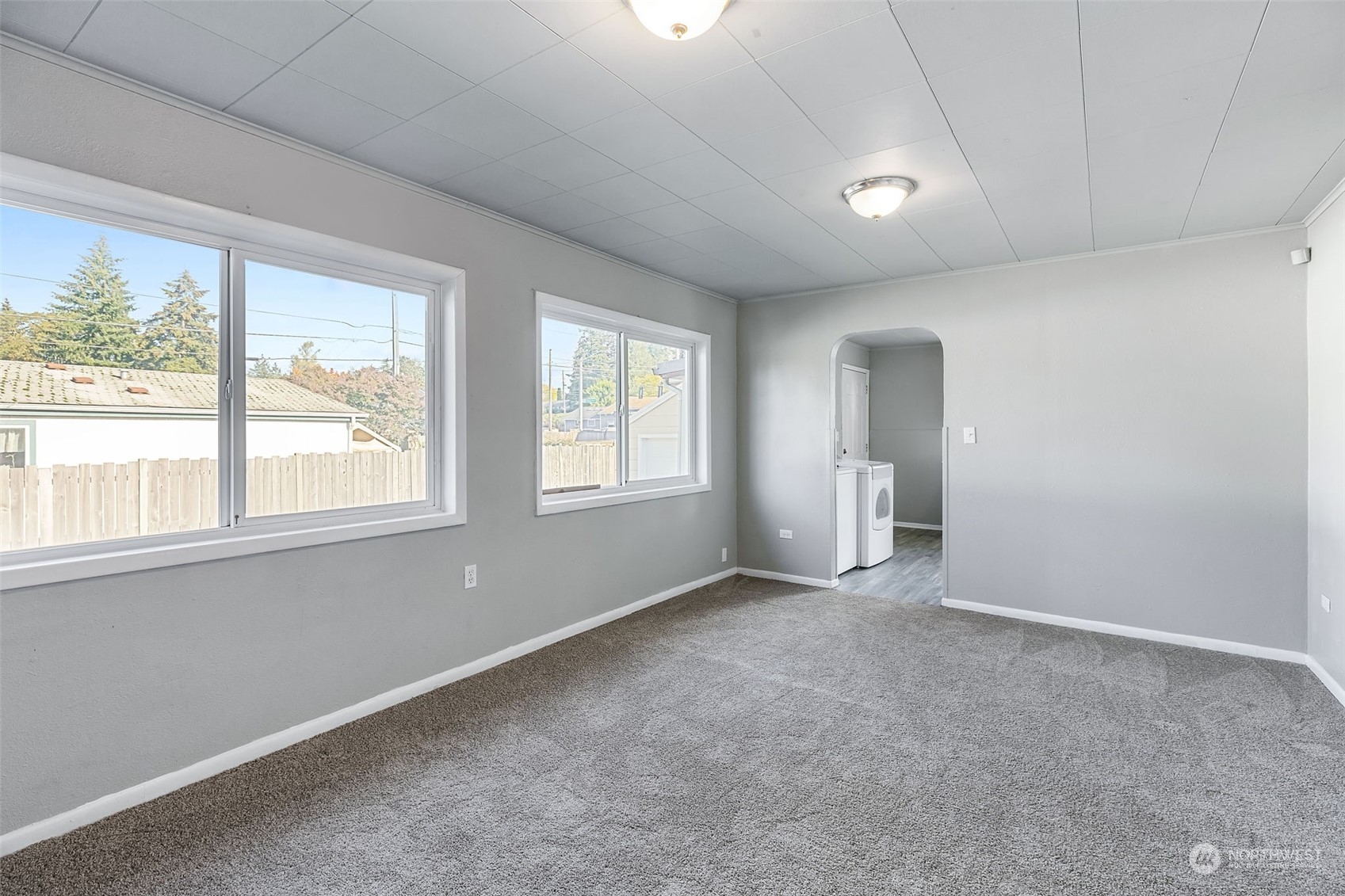 10807 Broadway Avenue S