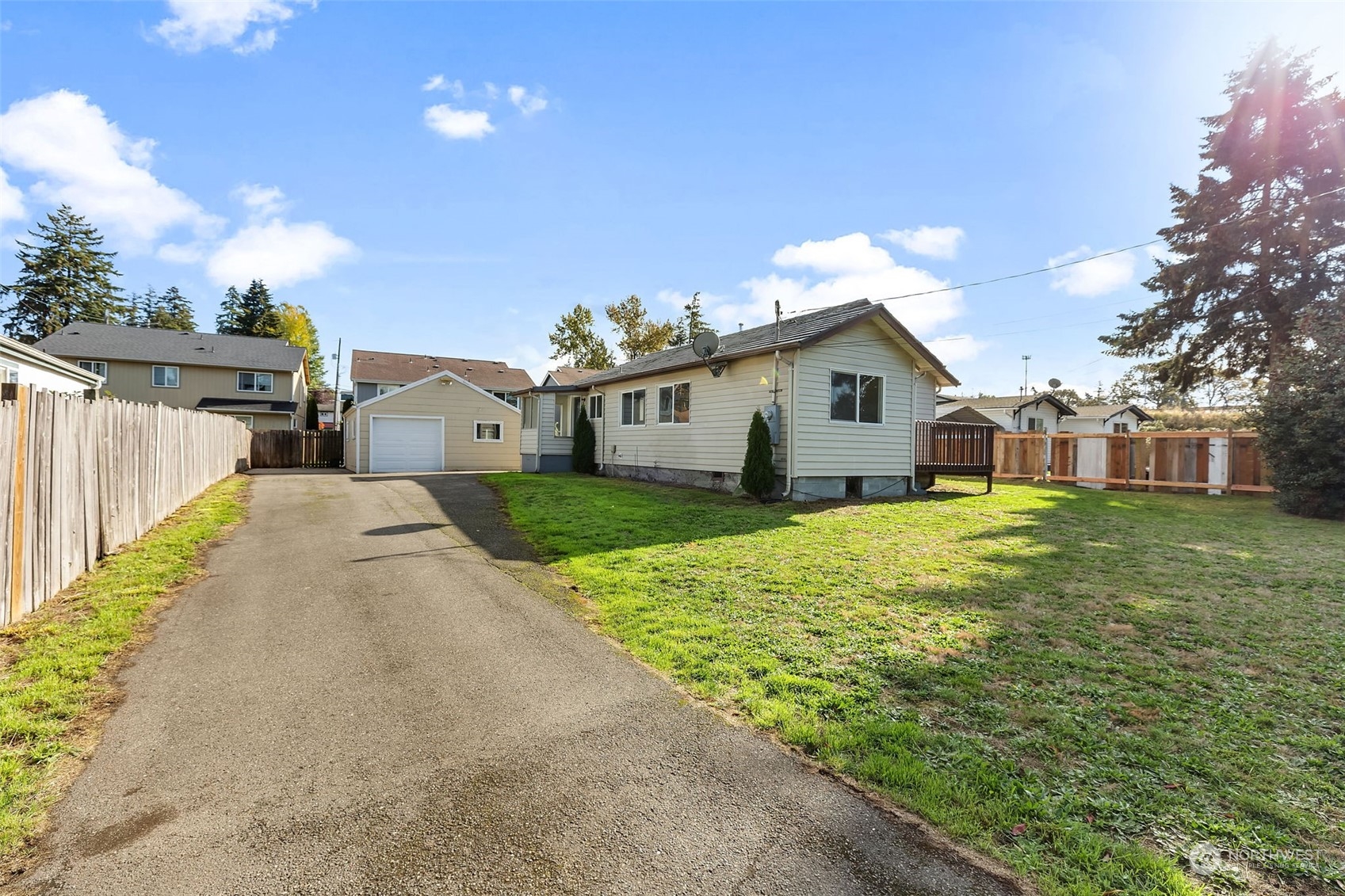 10807 Broadway Avenue S