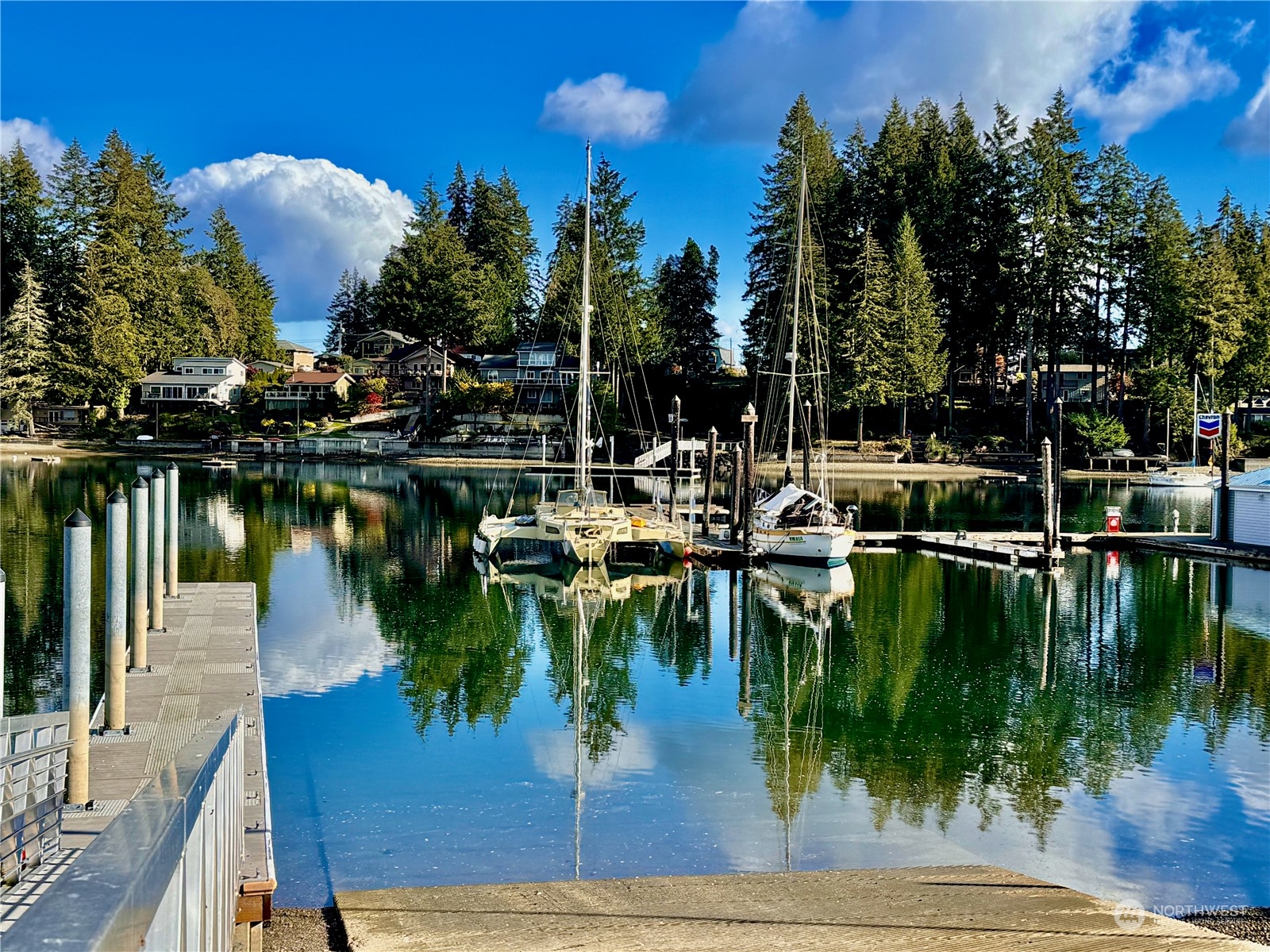 5091 E Grapeview Loop