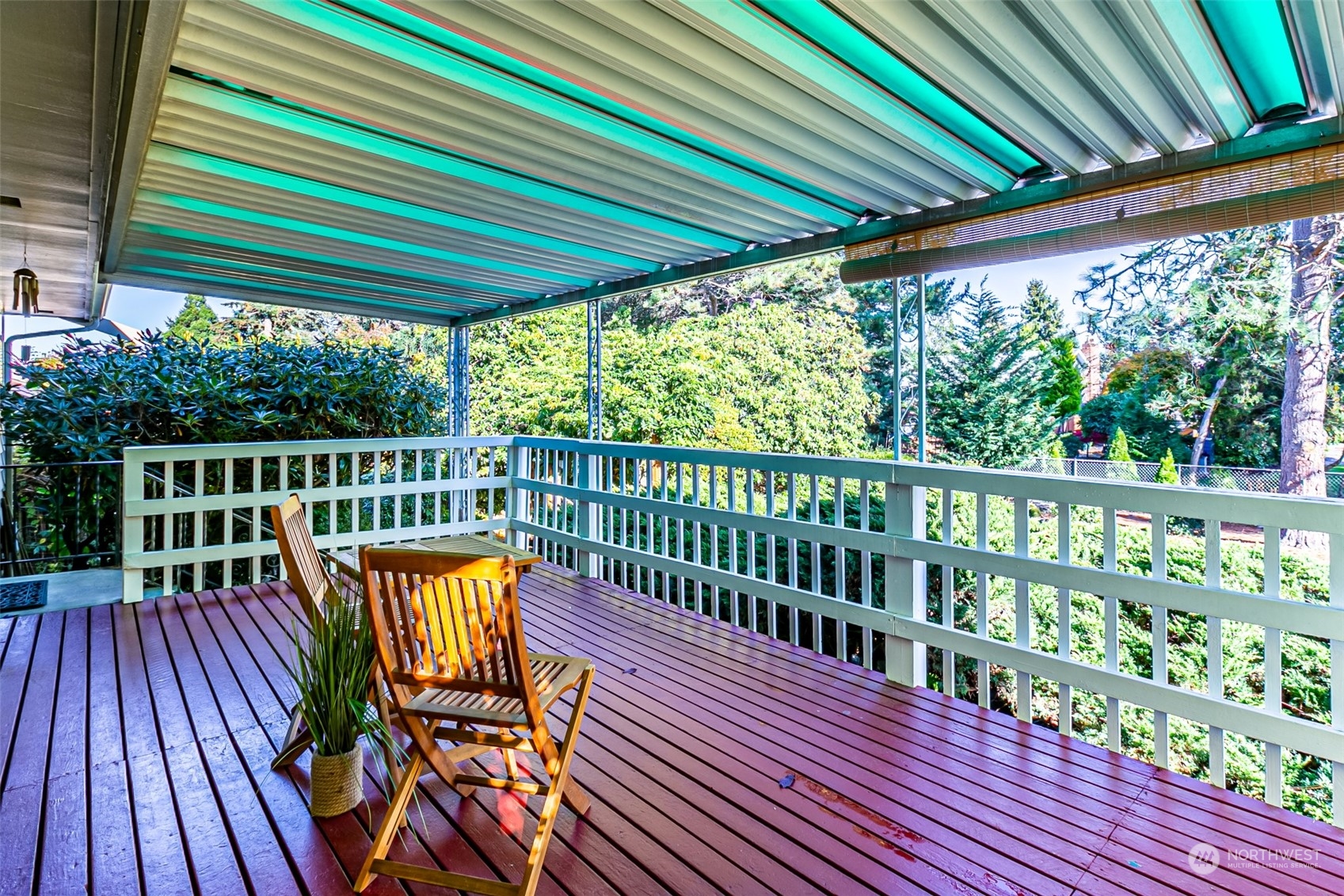 1807 N Vassault Street