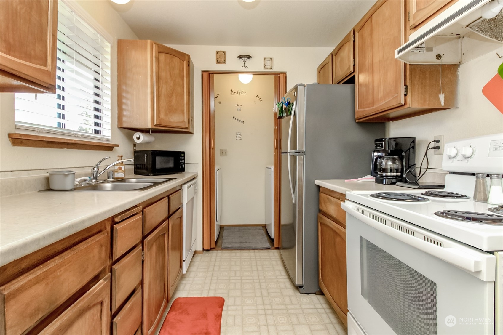 3819 151 Street Ct E