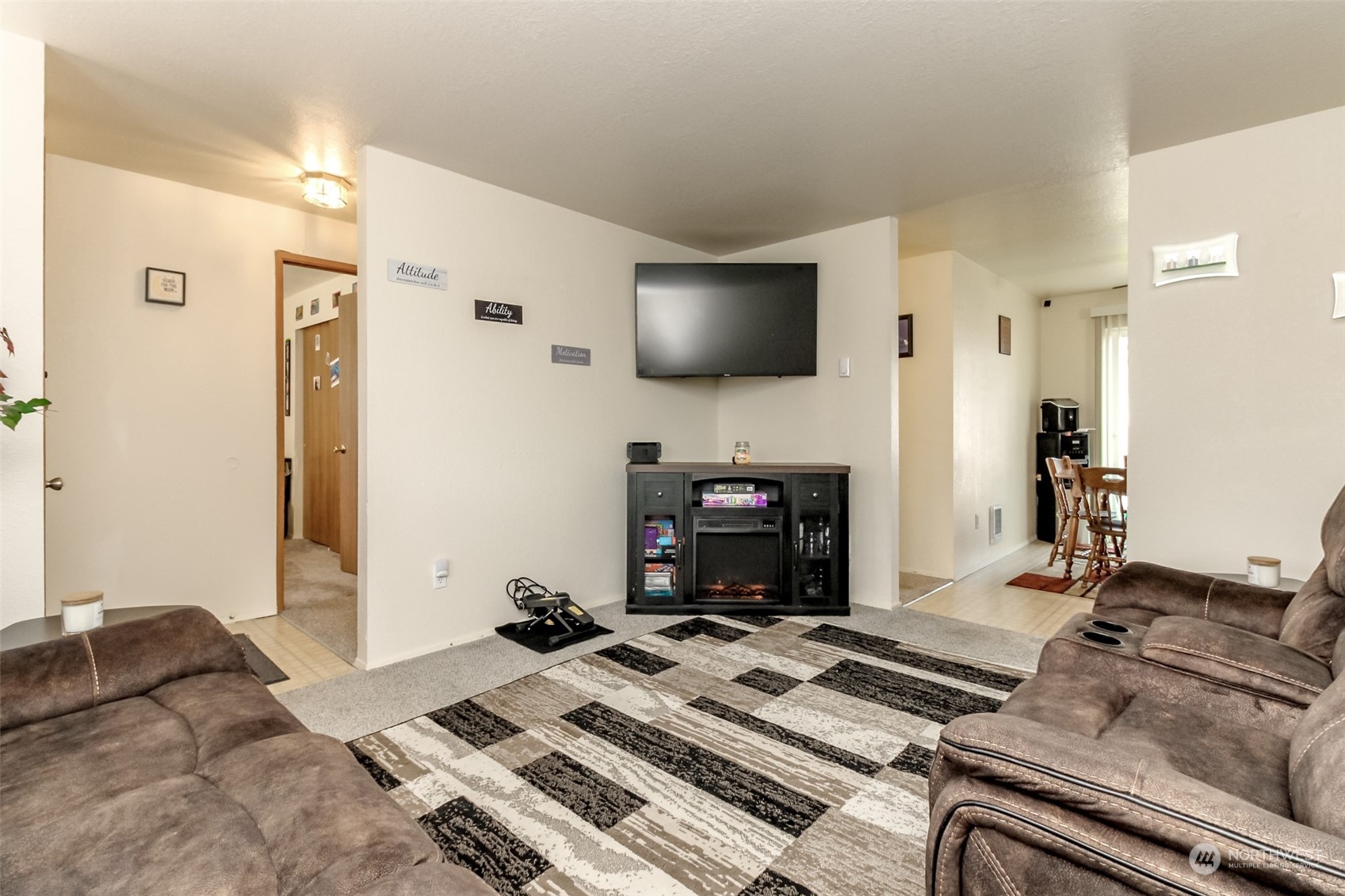 3819 151 Street Ct E