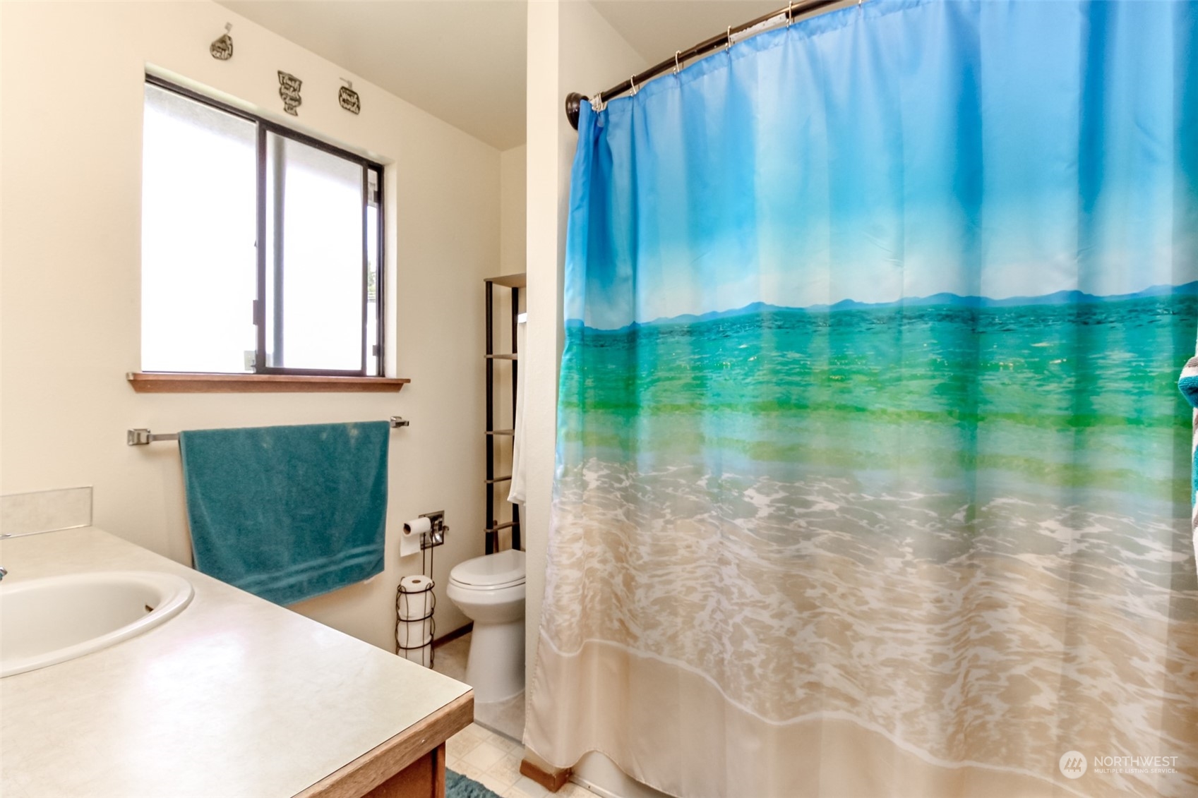 3819 151 Street Ct E