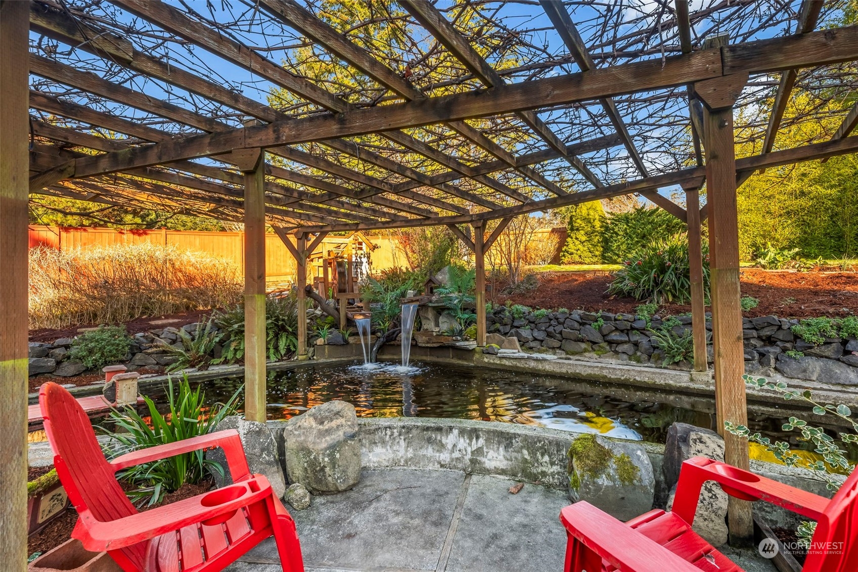 4002 Hollywood Drive NE