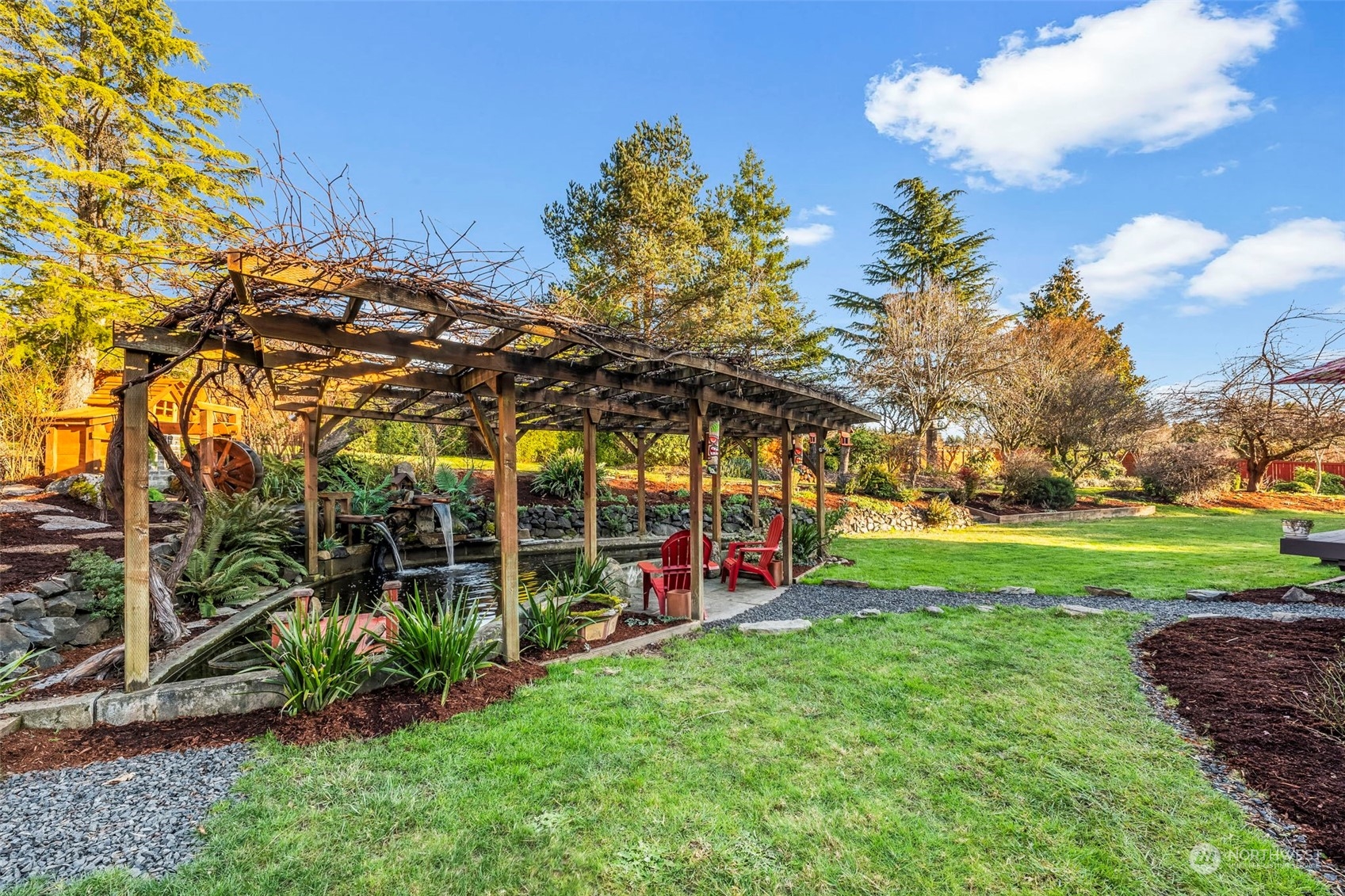 4002 Hollywood Drive NE