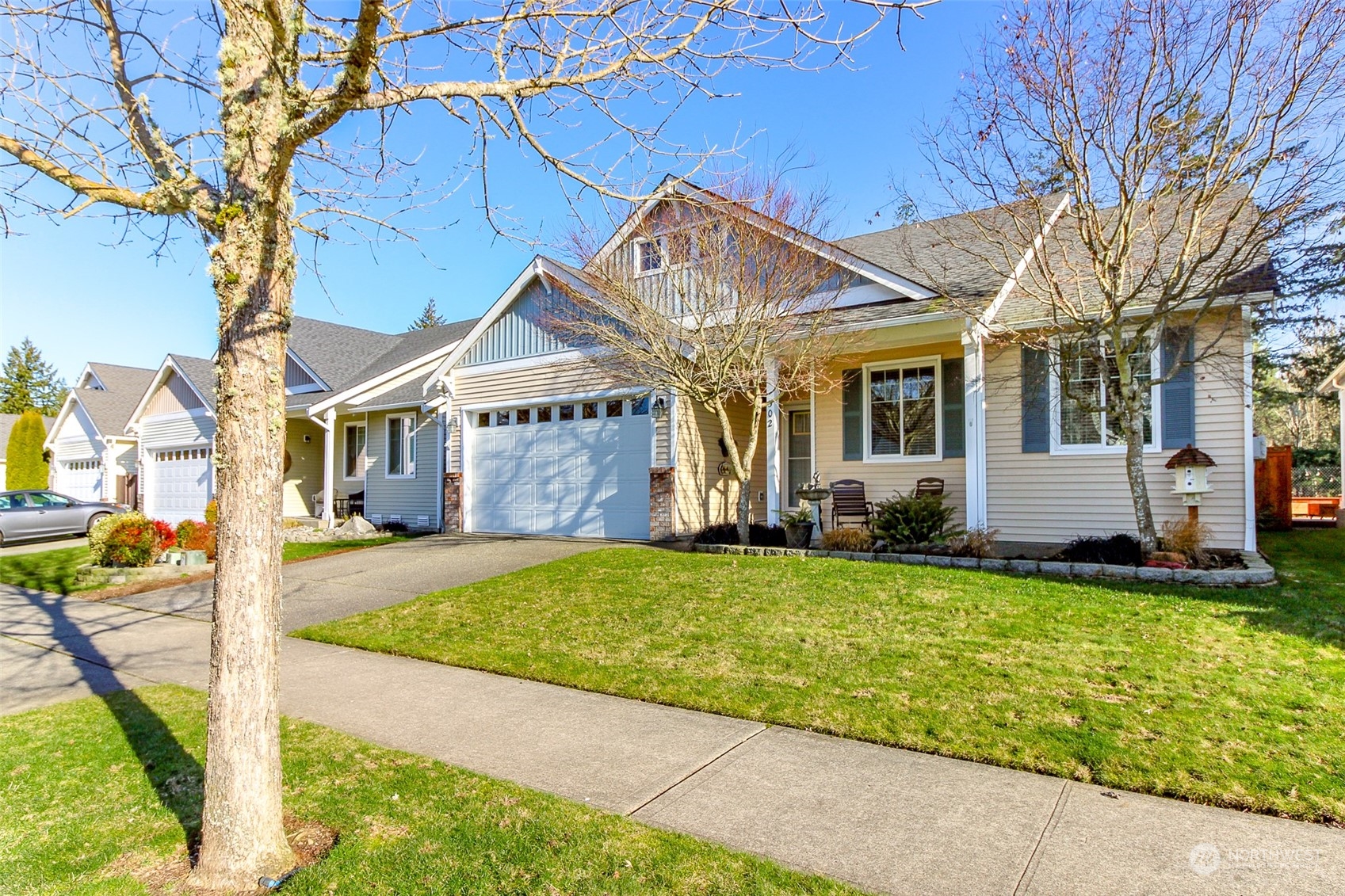 502 Grass Lake Street NW