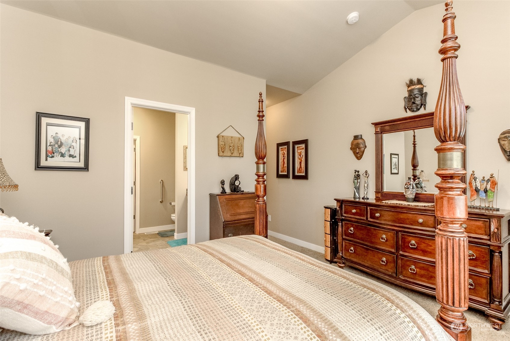 502 Grass Lake Street NW