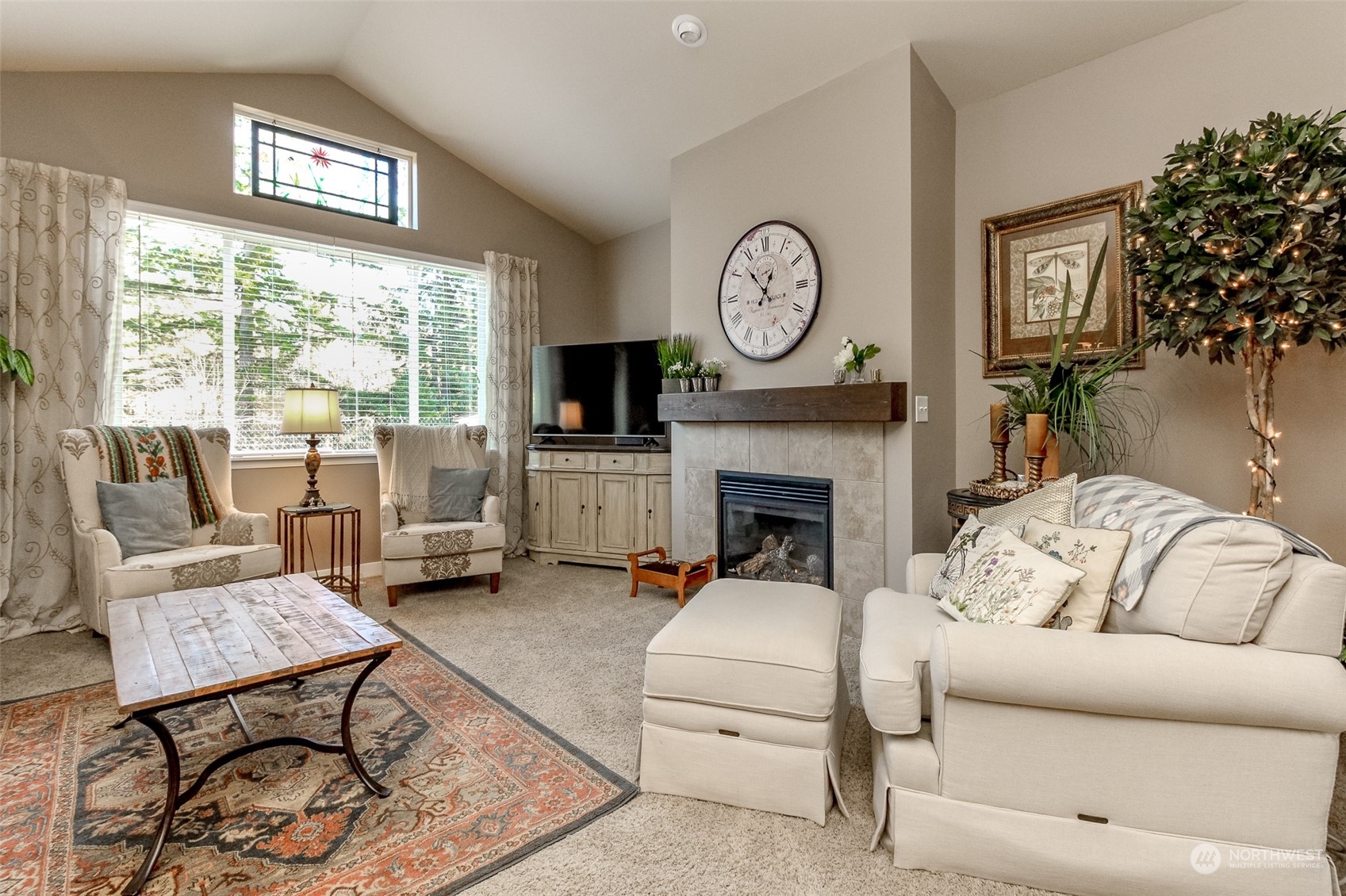 502 Grass Lake Street NW