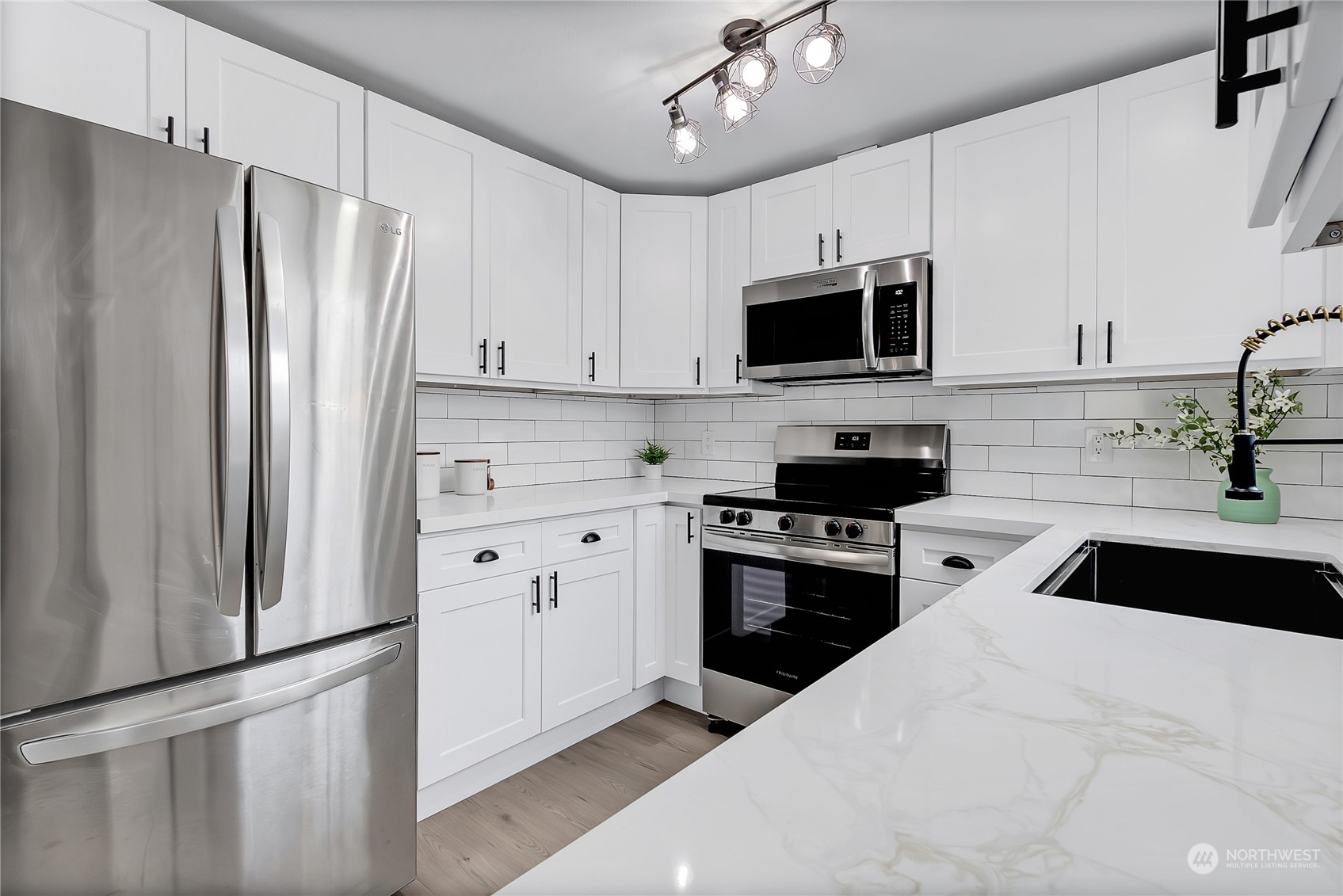 7232 S Wapato Street