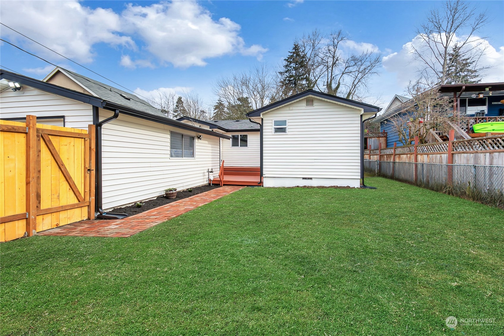 7232 S Wapato Street