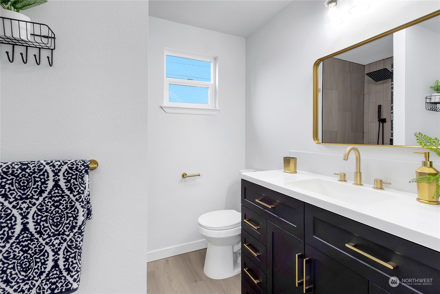 7232 S Wapato Street