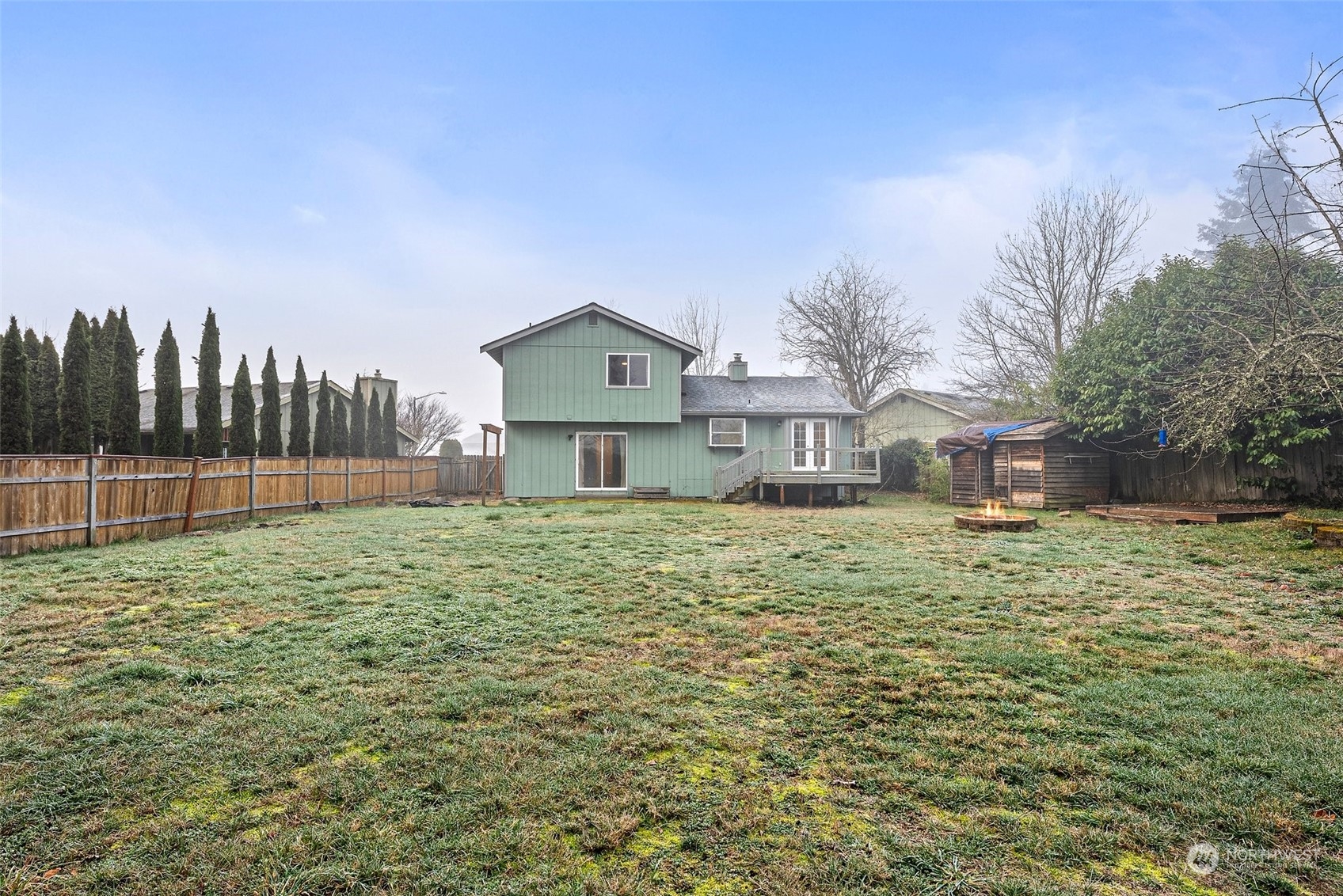 1117 Pinedrop Loop SE