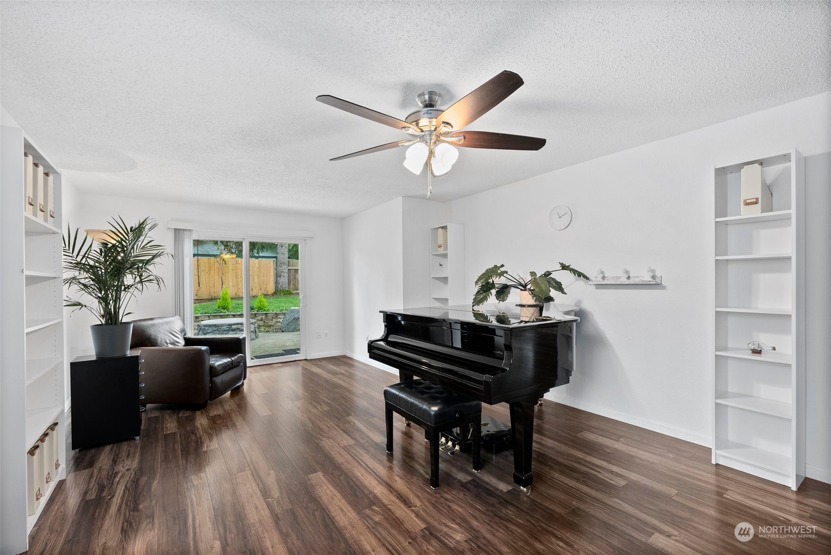 4936 Beverly Drive NE