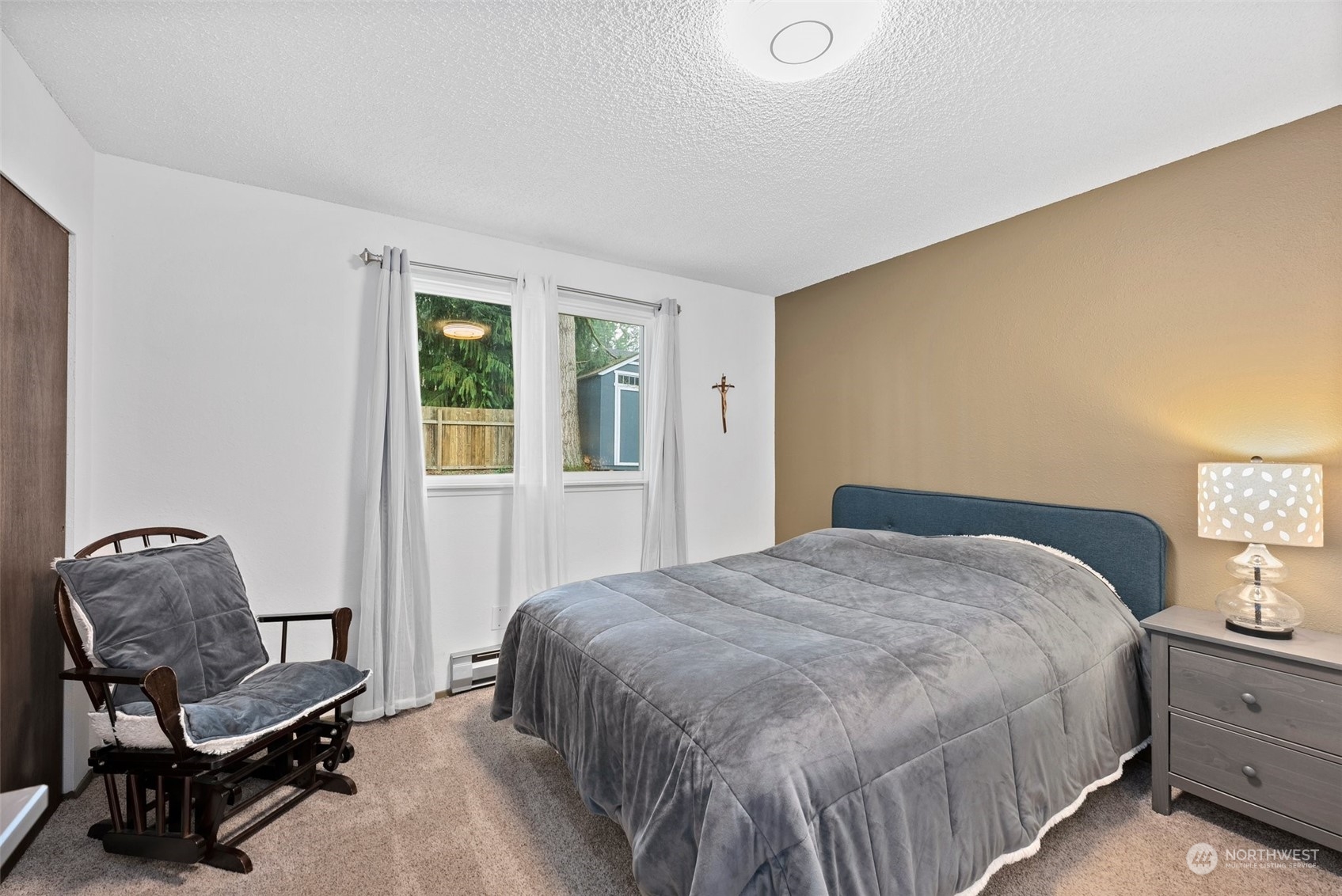 4936 Beverly Drive NE