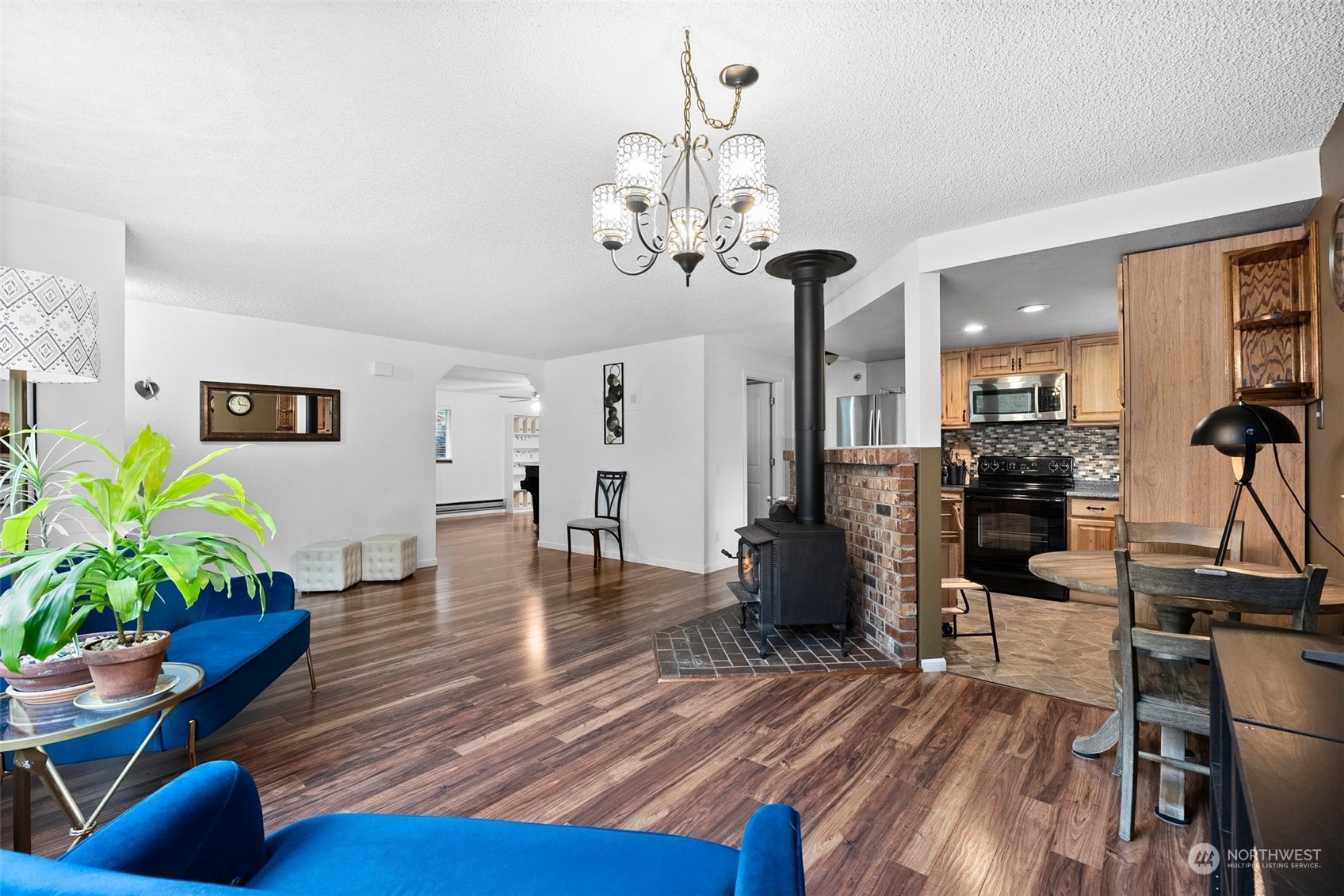 4936 Beverly Drive NE