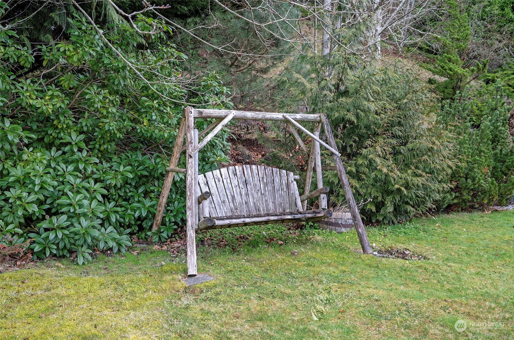 4633 Glenwood Avenue