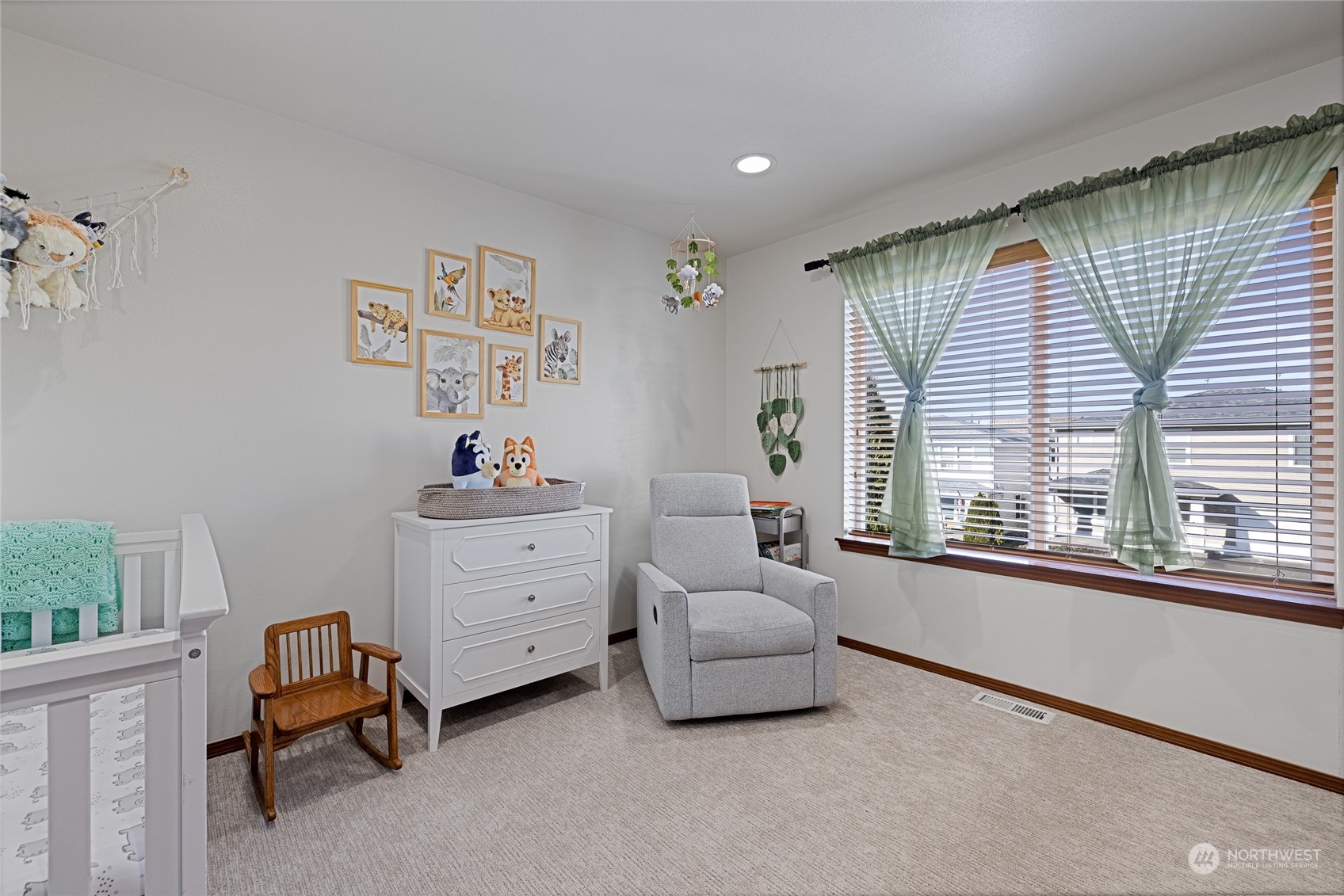 2218 SW Siskin Circle