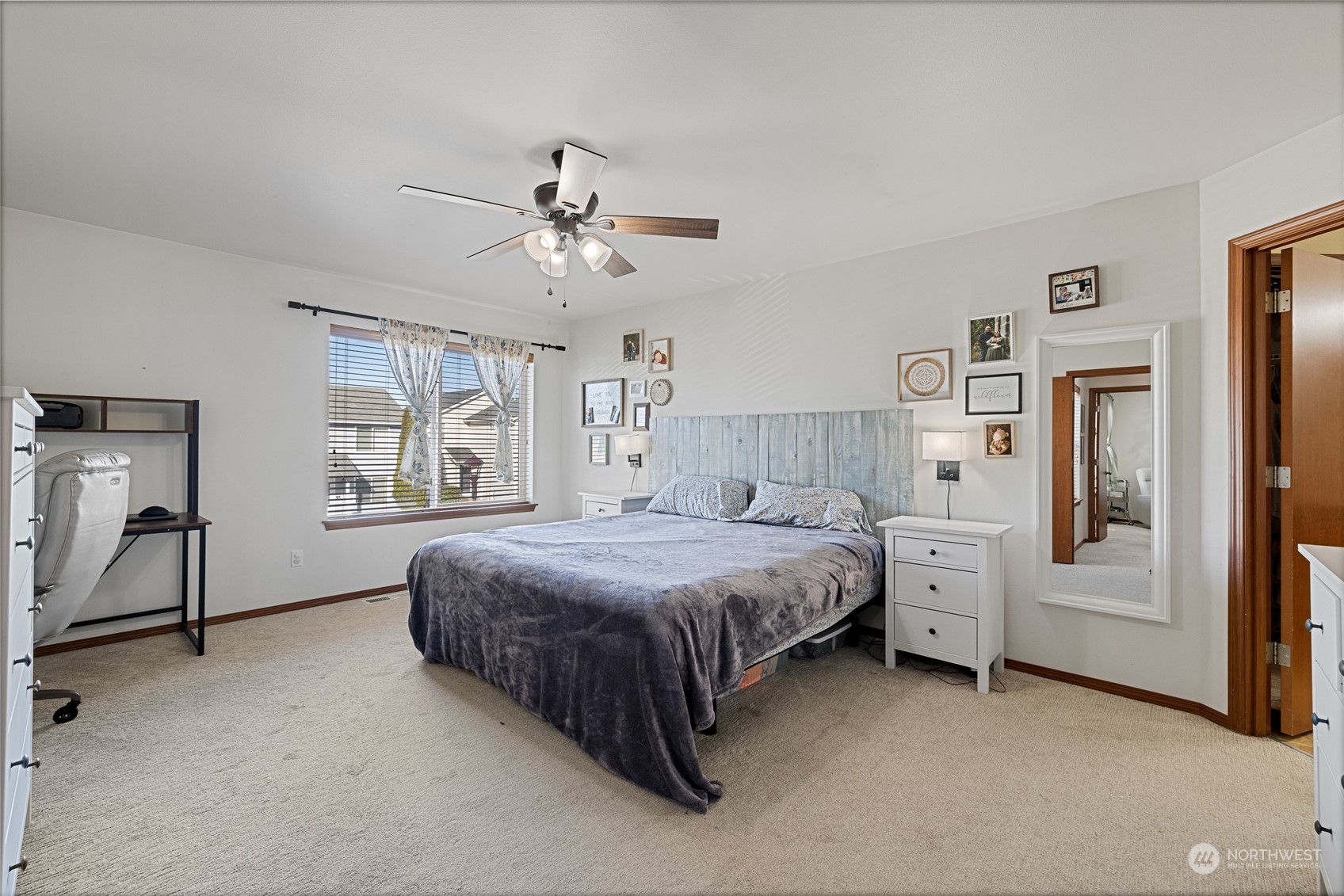 2218 SW Siskin Circle