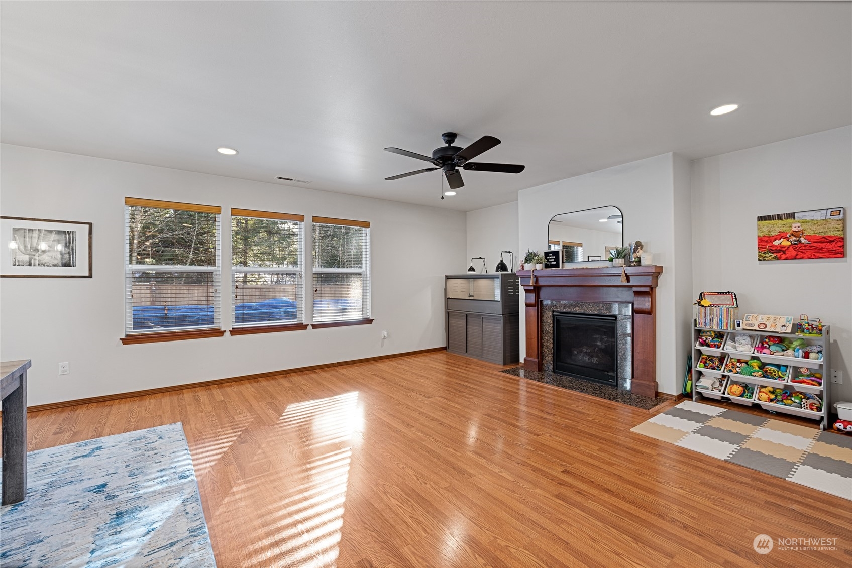 2218 SW Siskin Circle