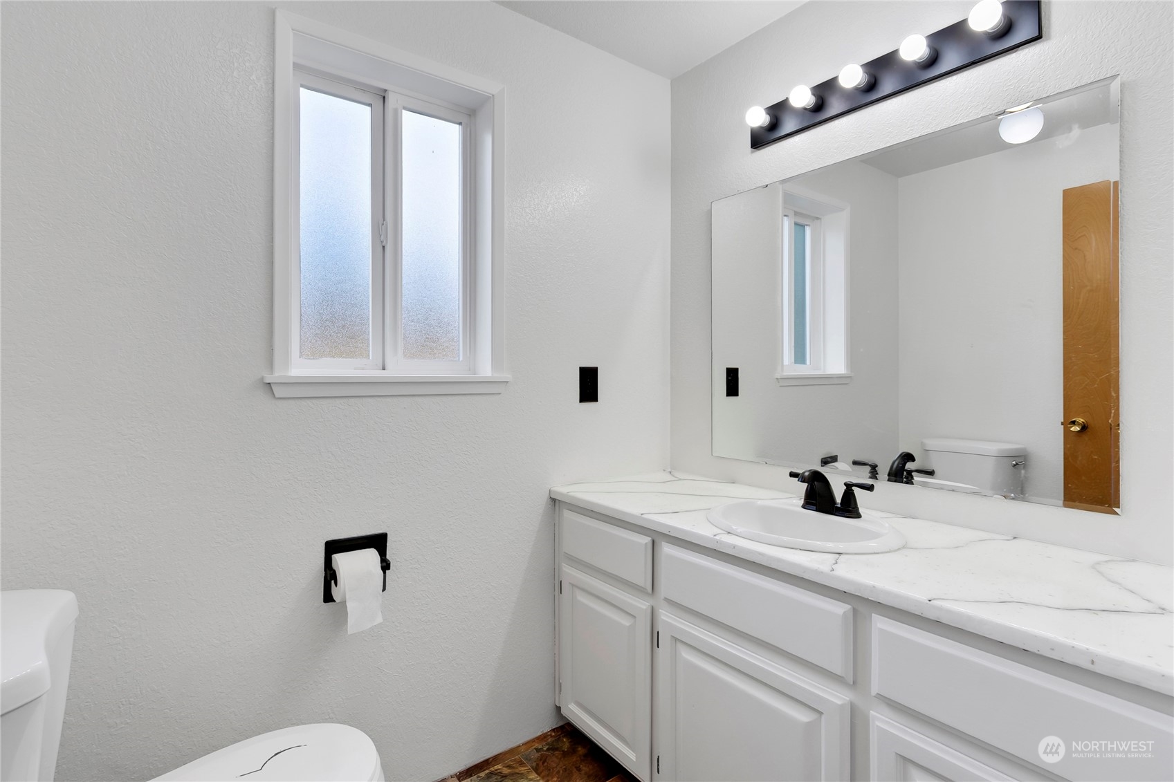 17430 Heather Lane SE